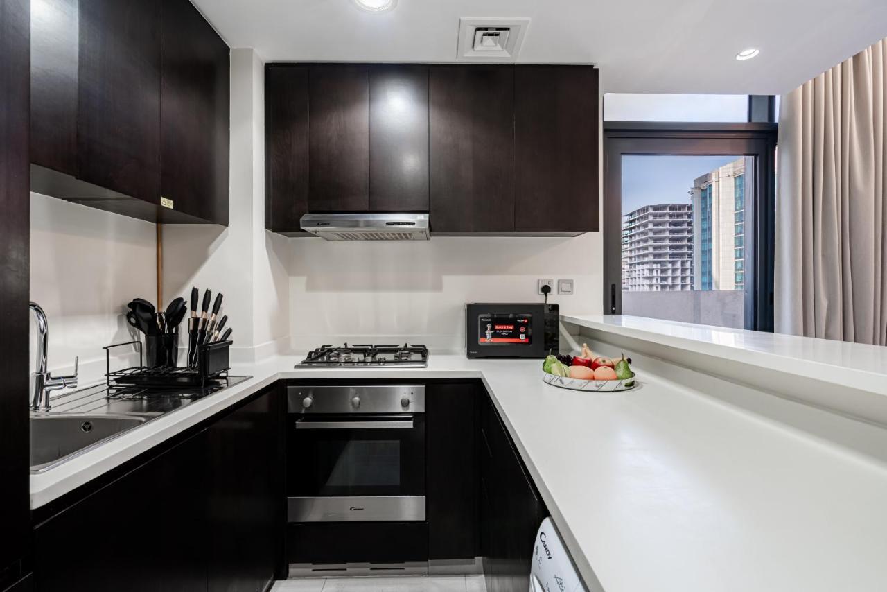 Citihome - 1Br At Merano Tower By Damac Дубай Екстер'єр фото