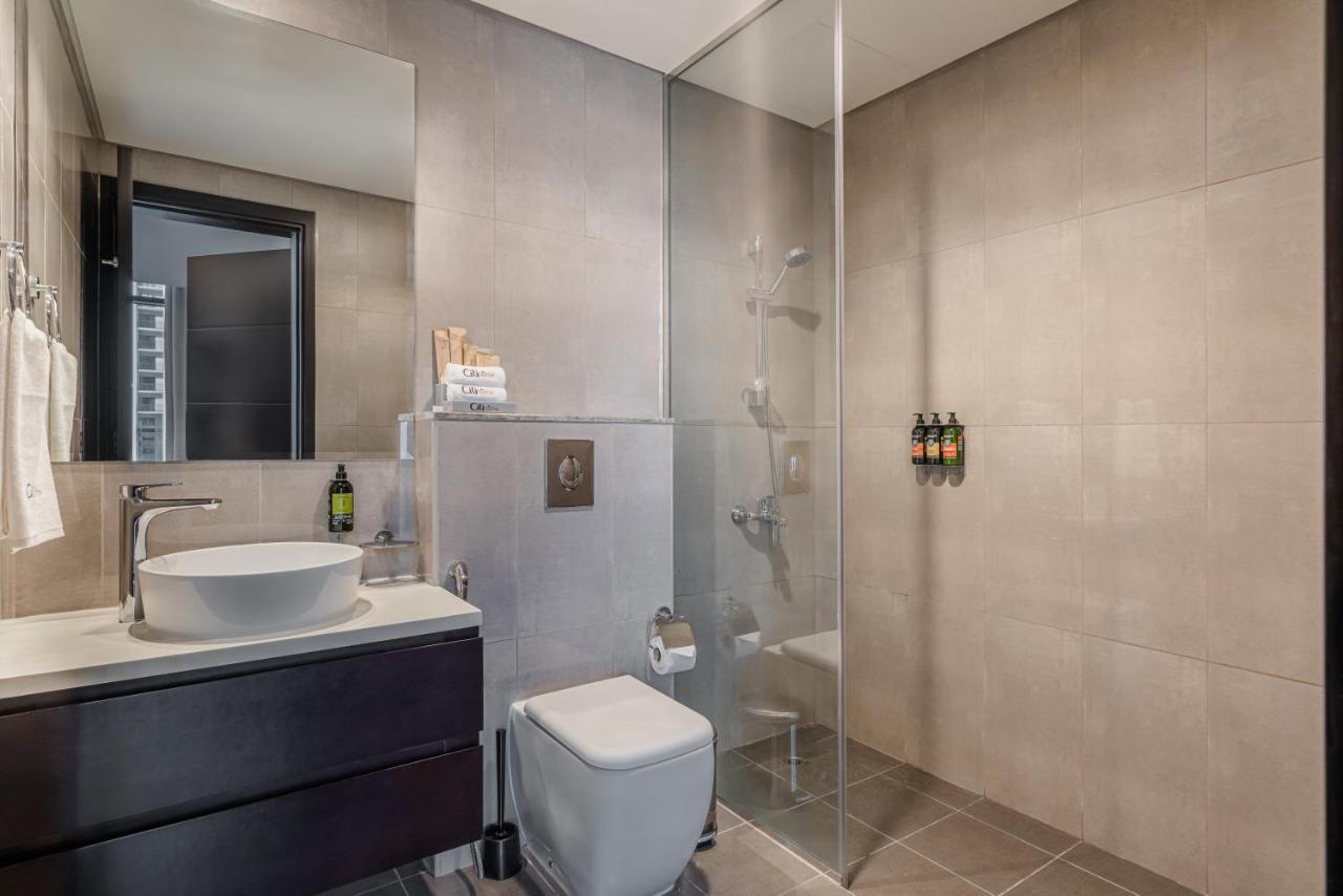 Citihome - 1Br At Merano Tower By Damac Дубай Екстер'єр фото