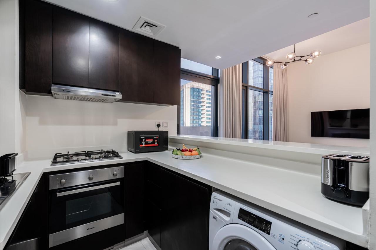 Citihome - 1Br At Merano Tower By Damac Дубай Екстер'єр фото